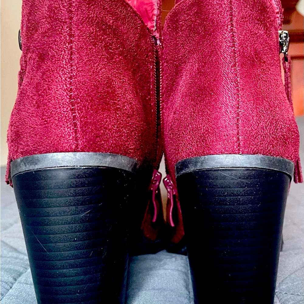 Booties - Picture 3 of 4